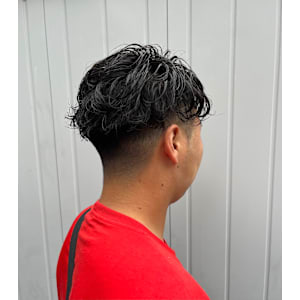 あなたの似合うがわかる！センターパート×ニュアンスパーマ