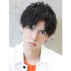 ソフトツイストハーフアップ ちょい分け 黒髪 刈り上げ