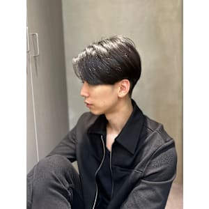 【吉田智哉】メンズパーマ、メンズセンターパート、7:3パート