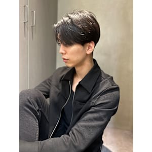 【吉田智哉】メンズパーマ、メンズセンターパート、7:3パート