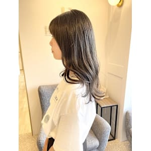 透明感オリーブカラー◎