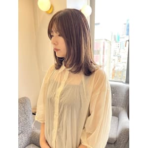 ミディアムレイヤースタイル◎