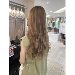 ハイライト　ベージュ