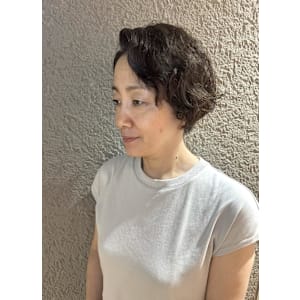 ショートパーマ/くせ髪風パーマ/40代/50代/ショート