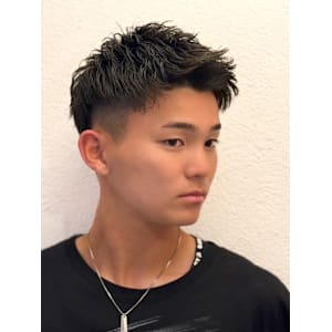 アップバングショート