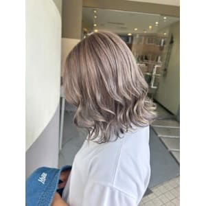 lafit×ミディアム