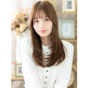 ツヤ感ショコラベージュ小顔レイヤーロング　秋色