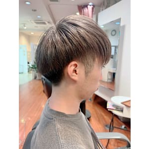 メンズツーブロックマッシュ