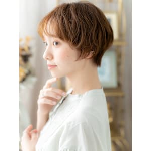 小顔ゆるふわ外国人風くせ毛マッシュパーマ　オリーブベージュ