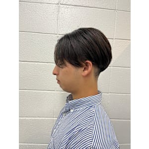 あなたの似合うがわかる！センターパート×ニュアンスパーマ