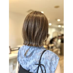 切りっぱなしボブ