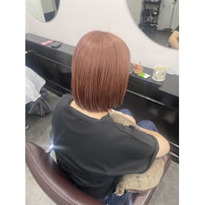 ピンクベージュ/暖色カラー/オレンジカラー