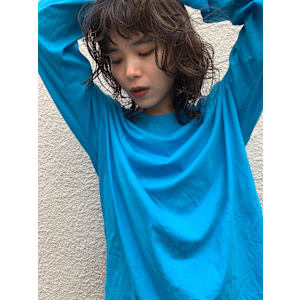 ミディアムウルフ×パーマ