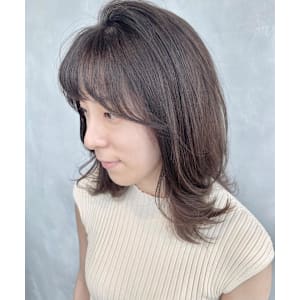 透明感アッシュグレージュ/ダブルカラー/ブリーチ