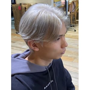 メンズカット/初ブリーチ/ダブルカラー韓国ヘアハイトーン