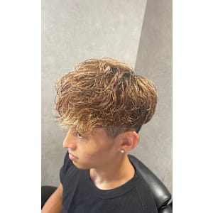 ハイトーン×パーマ×ハイライト