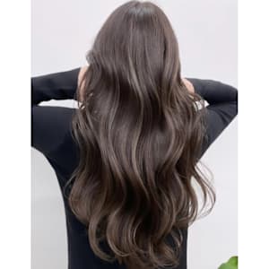 【ほんのり大人ハイライトスタイル】