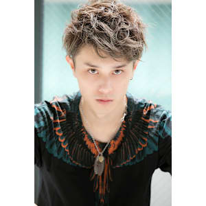 メンズヘアスタイル　メンズヘアカラーメンズパーマ