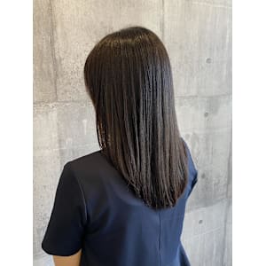 ダークブラウン