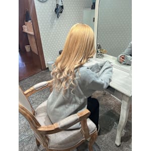 ハイトーンロングヘアー