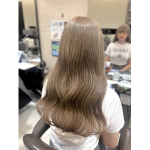 大人ガーリー大人美人透明感ミルクティーベージュカラー