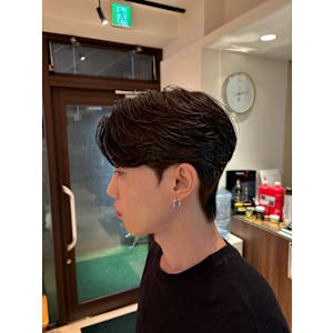 韓国風カルマパーマ×ダウンパーマ　韓国ヘア　メンズ　原宿