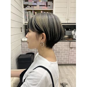 fleur岩政/マッシュショート/30代40代/薬院