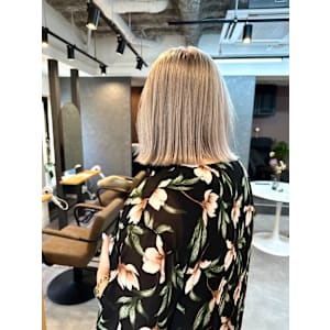 外ハネボブ×ホワイトカラー - KOS【コス】掲載中