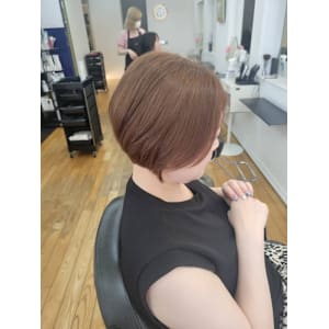 すっきりショートボブ　30代/40代/50代