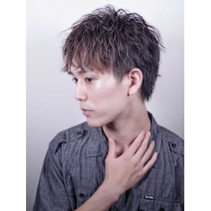 20代30代ツイストスパイラルパーマショートスパイキー