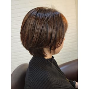 耳かけ丸みショートボブ　絶壁解消ショートボブ