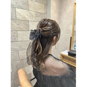ハーフアップヘアセット