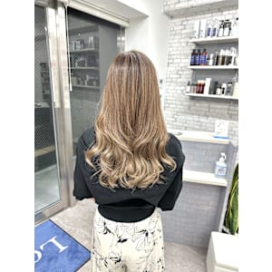 Louer hairmake×ロング