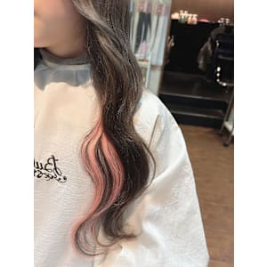 プルエクステでピアスカラー