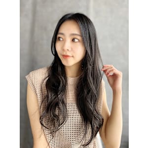 20代30代40代　外国人風くびれレイヤーアッシュグレージュ