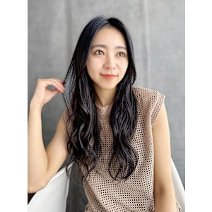 20代30代40代　外国人風くびれレイヤーアッシュグレージュ