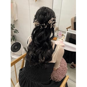 《花屋併設》ハーフアップ