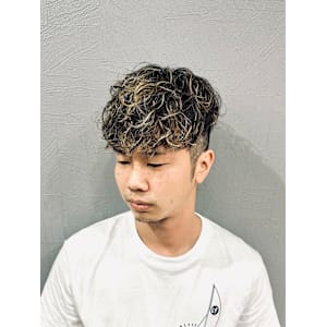 スペインカール/メンズパーマ - BARBER SHOP Sucut 新宿【バーバーショップ スカット シンジュク】掲載中