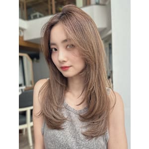 ブリーチなし小顔レイヤーカットロングレイヤー内巻きレイヤー