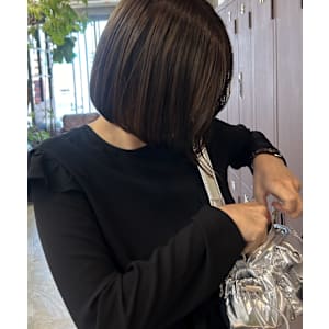 オリーブブラウン