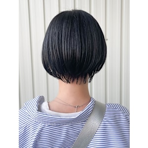 くびれショートボブ