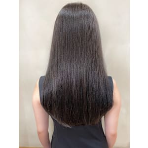 AROMA hair room 新宿3号店×ロング