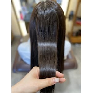 ナチュラルブラウン×煌きトリートメント