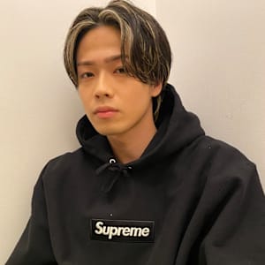 センターパート×ハイライト