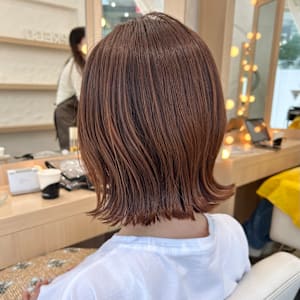 AVEDAオレンジカラー×ウェーブボブ