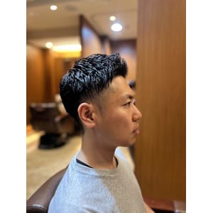 銀座　理容室　メンズショートツーブロック