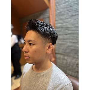 銀座　理容室　メンズショートツーブロック