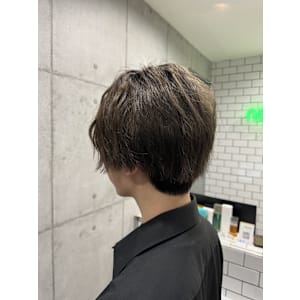 柔らかいミルクティーブラウン