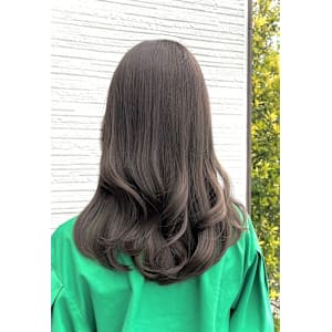 透明感ラベンダーアッシュグレー髪質改善