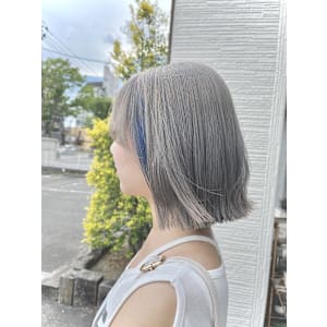 ホワイトアッシュ&ブルーインナー髪質改善